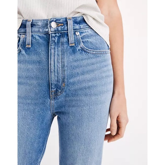 Madewell Mom Jeans (Melva Wash) - Picture 4 of 5